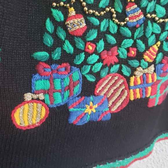 Nut Cracker Cotton Blend Holiday Tree Embroidery Ugly Sweater Top Women - Picture 2 of 14